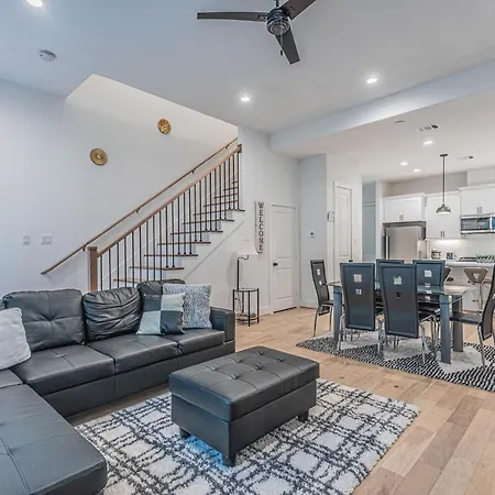 Luxury 3Br, Ks Bed Mins Away 4Rm Dtown, Med Ctr-2