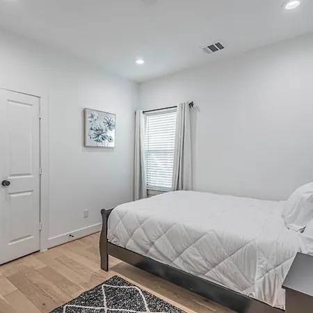 Luxury 3Br, Ks Bed Mins Away 4Rm Dtown, Med Ctr-3