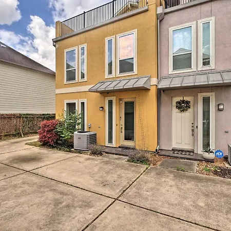 Charming Houston Townhome About 5 Mi To Downtown!-3
