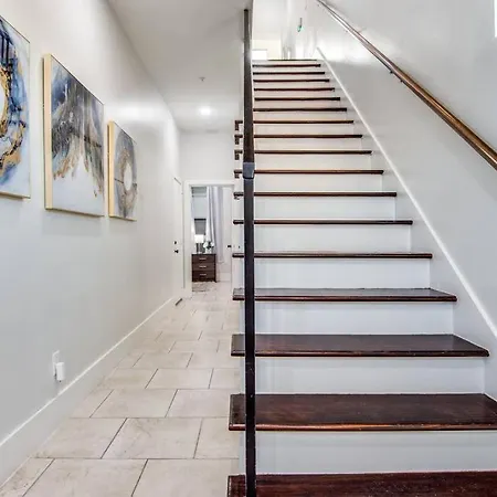 Downtown Luxury Home W/Stunning Views In Houston-3