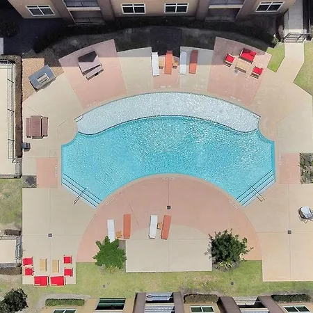 Thee Green Experience W Pool & Workout Room-2