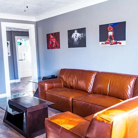 Big Home/Pet/Free Parking/Ev/ 6 Bedroom Sleeps 25/Dwntwn-3