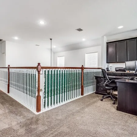 Beautiful 2 Story Luxury Home In An Upscale Area!-3
