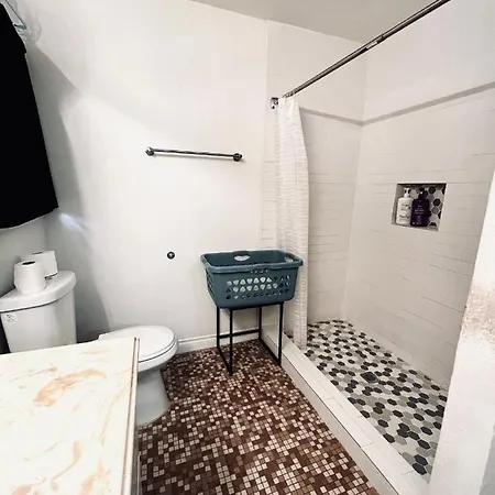 Cozy Private Bed & Bath Near Medical Center, Galleria And Dt-3