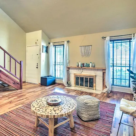 Charming Condo With Pool Access About 9 Mi To Dtwn!-3