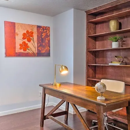 3 Bedroom 2.5 Bath With Home Office-2