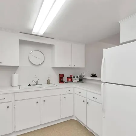 Modern 2 Bedroom Apt In Montrose, Self Check-In-2