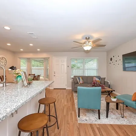 Costa Fortune In Spring Branch, 2 King Bds, Covered Patio, Workcation-2