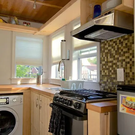 Tiny House W/ Backyard Chickens & Tesla For Rent*-3