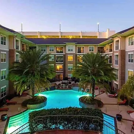Luxury 2 Bedroom Houston Sweet With Pool In Med Center-2