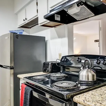 Lovely Med Center 3Br 2Ba Condo With Free Parking-2