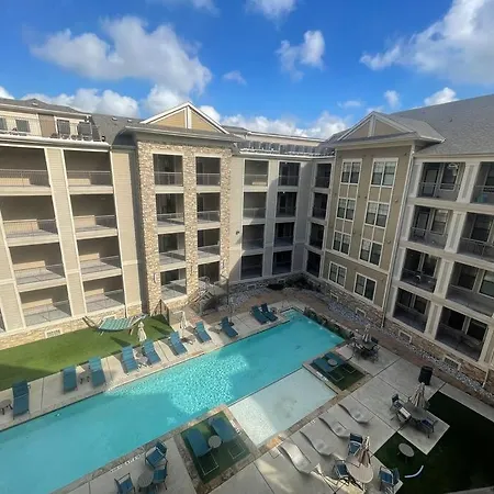 Modern Apartment, Close To Downtown/Free Parking-2