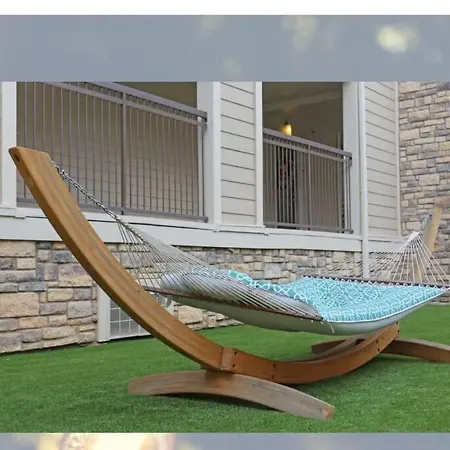 Close To Downtown Houston - Free Parking-2