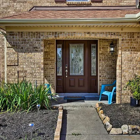Houston Home With Private Outdoor Pool!-3