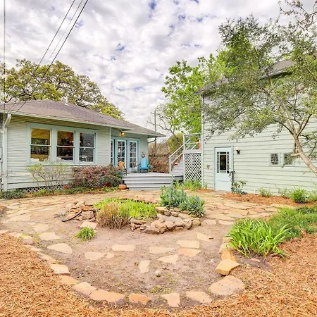 Pet-Friendly Garden Studio In Woodland Heights!-3