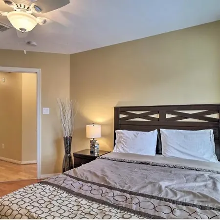 River Oaks 4Bd Home Walkable To Whole Foods & Eateries-2