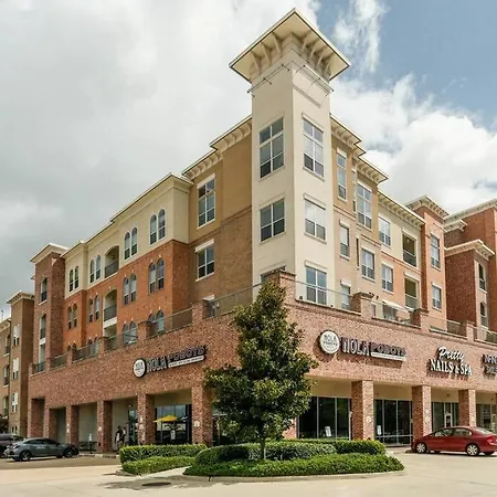 Lux Apt - Med Center-2