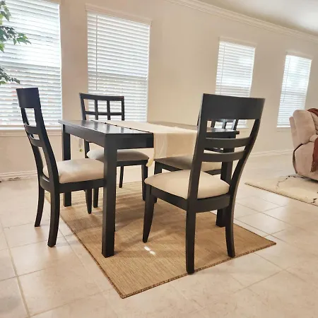 Anderson Lake Stays By Ion Rentals Near Downtown Med Center Nrg Stadium Beltway 8-3
