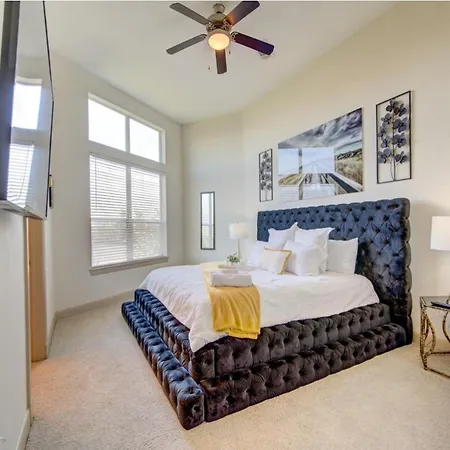 Luxury Suite At Kirby-2