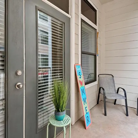 New Luxury 1 Bedroom Apt Located Near Nrg Stadium-2