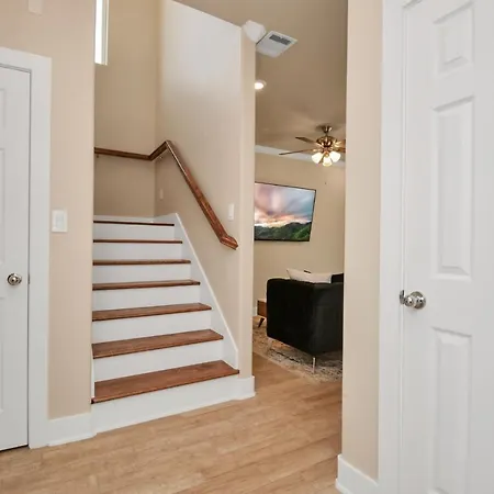 New Luxurious Modern Haven By Med Center/Nrg/Downtown-3