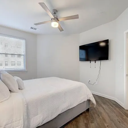 Memorial Heights 1Bedroom 1Bathroom-2