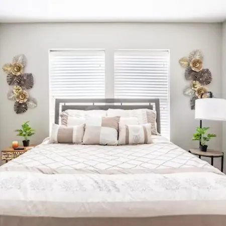 Texas Cozy Abode-2