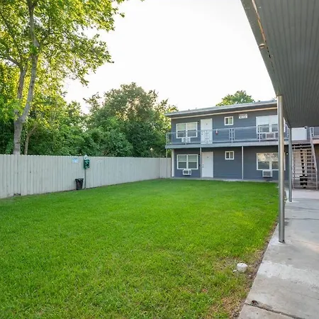 Comfy And Convenient Apt L Hobby L Downtown L Nrg Apartment-2