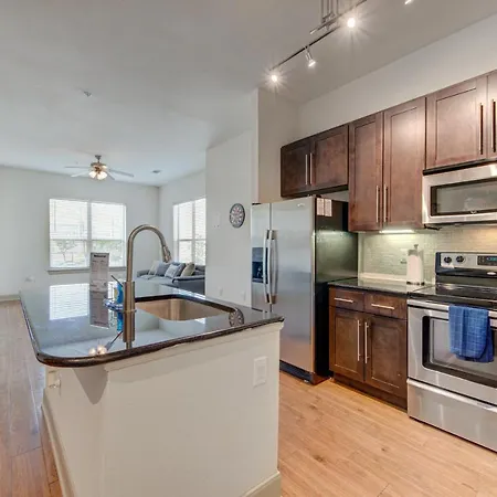 Spacious 3Bd/1Ba, Near Nrg Stadium, Med Center-2