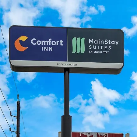 Mainstay Suites-3
