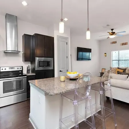Nice Townhouse Near Citycentre-2