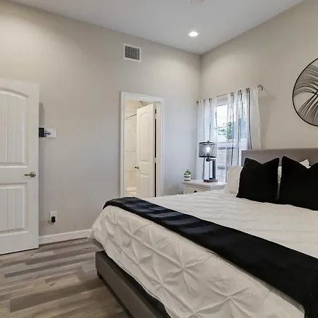 Cliu Luxury Boutique Condo Hotel-3