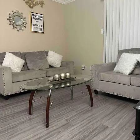 Lux Apt - Med Center-2