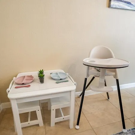 Pet Friendly Home By Katy-2