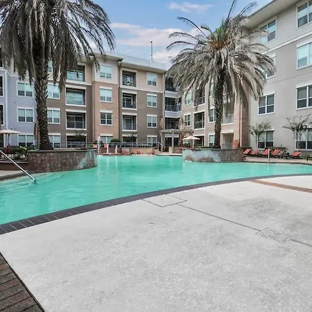 Lux Mid-Rise Walking Distance To Nrg Stadium-3