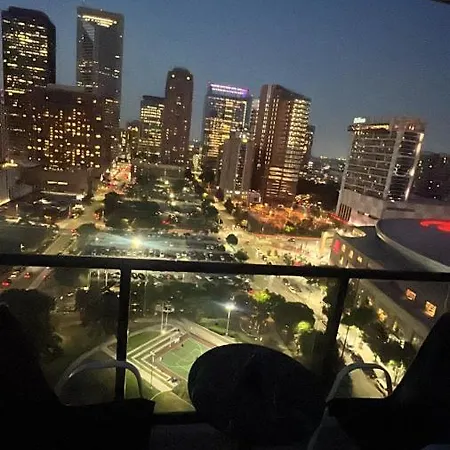 The Vybe. Luxury Houston High-Rise-2