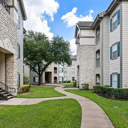 Modern Gem 2Bd2Ba Oasis In Shadowbriar, Houston-2
