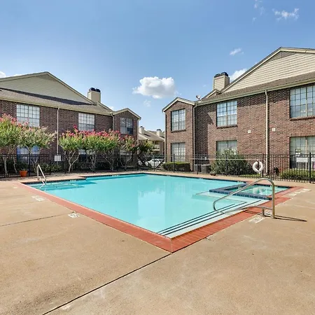 Houston Rental In Gated Community With Pool Access!-3