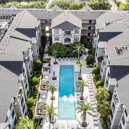 The Sunshine Oasis Near Rice Village In Houston!-2