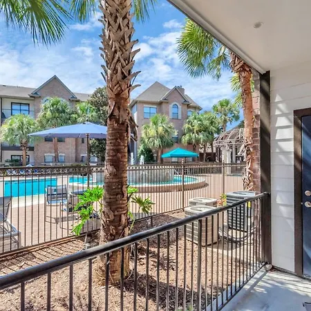 Medical Center Executive Stay 2 Bedroom 2 Bathroom Apartment-3