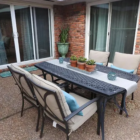 Newly Renovated Braeswood Gem -Near Medical Center-2