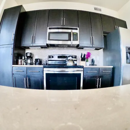 5 Mins To Med Center, Comfy King Beds, Wifi,Gym,Pool-2