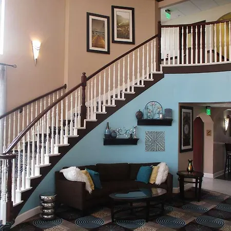 Best Western Plus Sam Houston Inn & Suites-2