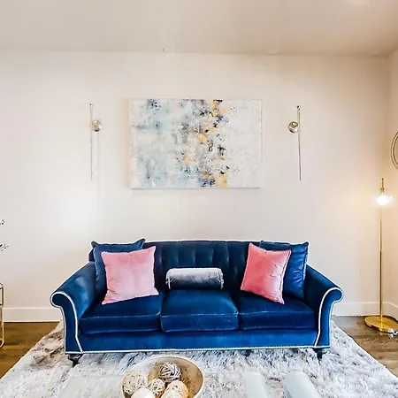 Luxury Metro Home-2