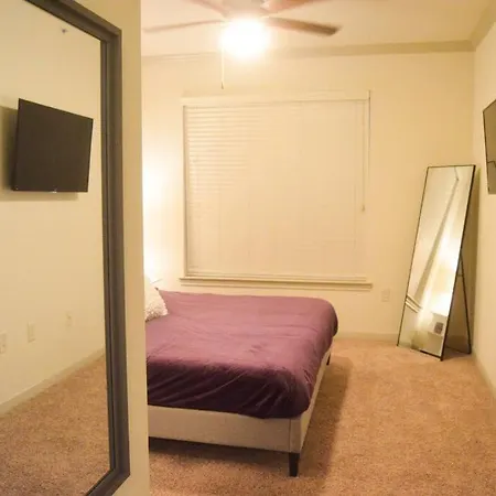 Cozy 1Bd 1Bth Suite Nrg/ Med Center-2