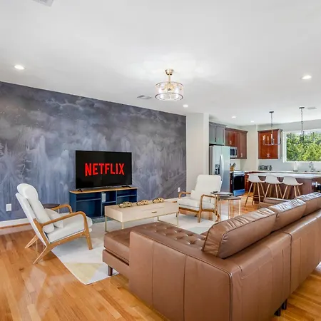 Spacious 3 Bed House Near Md Anderson With Free Parking & Wi-Fi-3