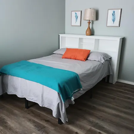 Specious Room In A Specious And Quiet House-3