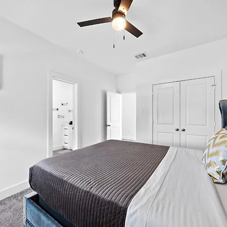 Cozy Home Nr Med Center, Dt, Midtown Wifi Bbq-3