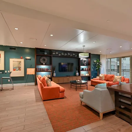 Central Houston Stay - Walk To Nrg Stadium, Relax By The Pool, And More!-3