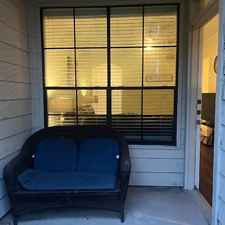 Luxury Fully Furnished Apartments By Nasa And Kemah Boardwalk-3